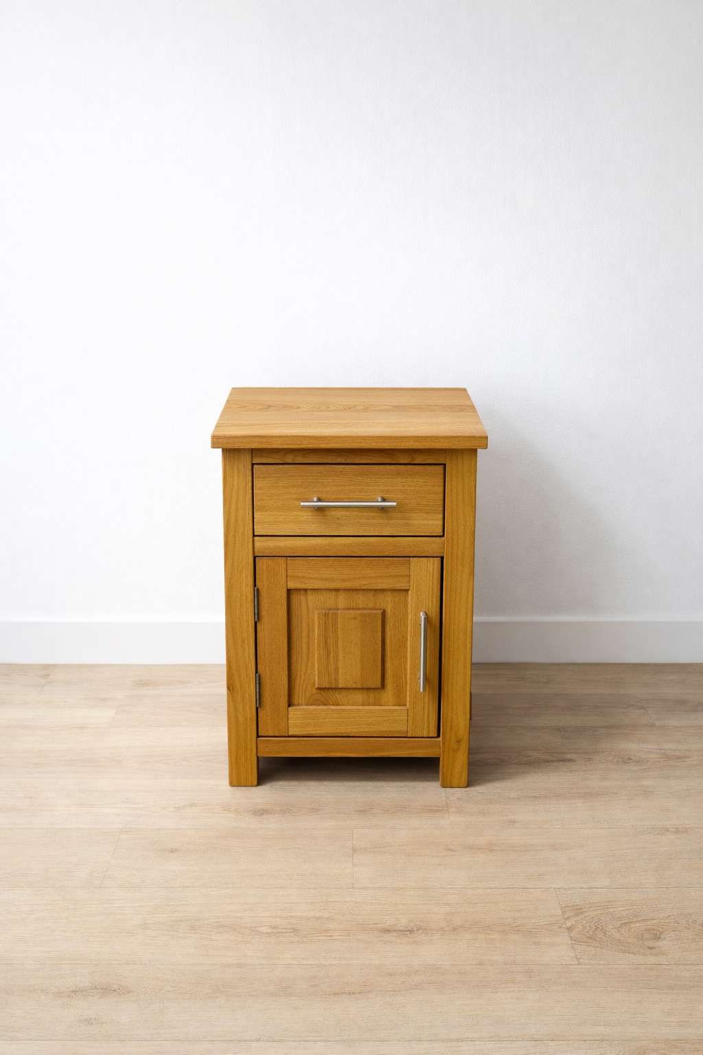 Oak Bedside